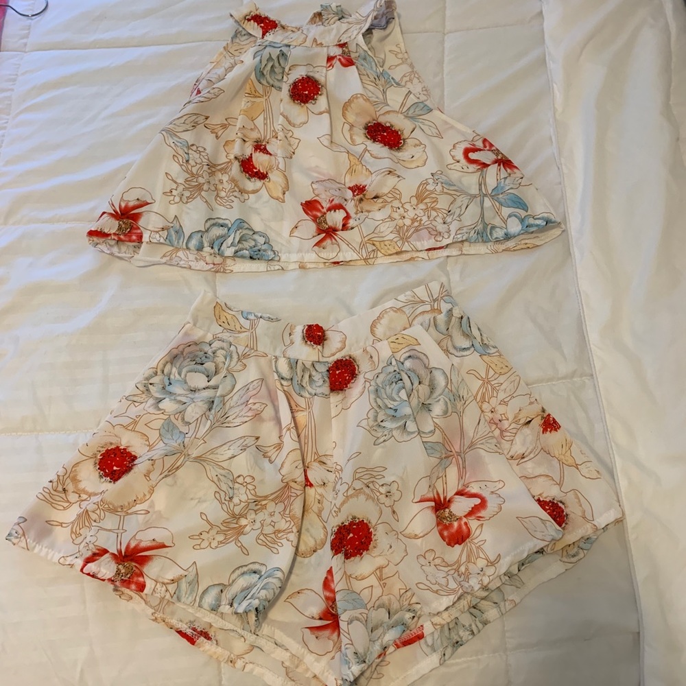Two piece set